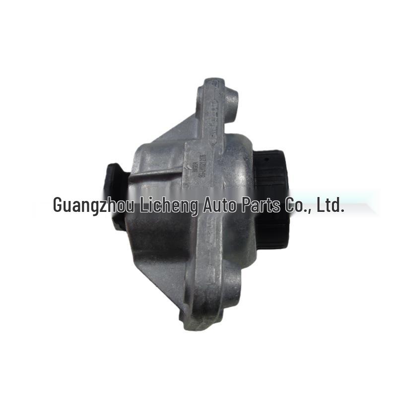 Крепления двигателя Land Rover Range Rover Sport (LR056882, LR054850)