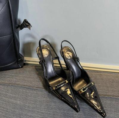 Модные остроносые туфли на высоком каблуке из новой линии 2025 года с драгоценными камнями, стразами, с открытым носком, сексуальные лакированные сандалии с носком