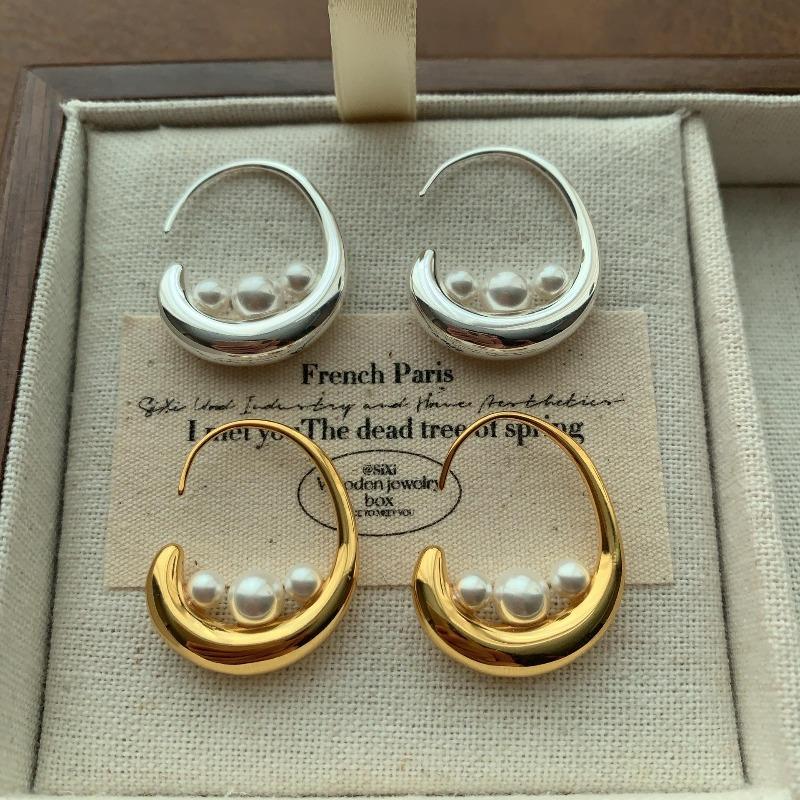 Simple Crescent Moon Pearl Earrings, Ear Hooks, French Light Luxury Fashion Niche Personality Unique Minimalist Style High-End Earrings