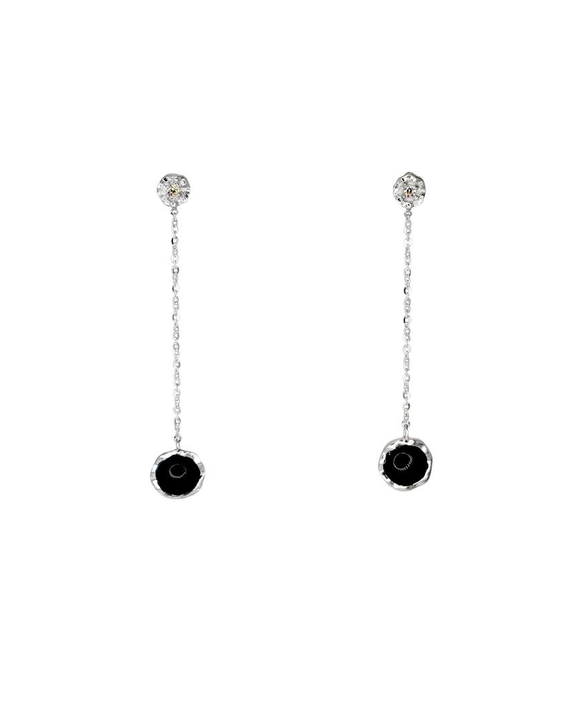 Fademine Corsage Surge Long Earrings