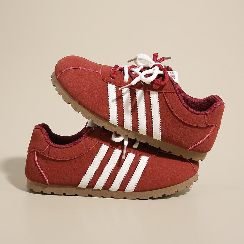 2025 маленькие белые туфли женские осенние новые корейская версия ins студентка повседневные спортивные универсальные кеды уличная съемка MXG07