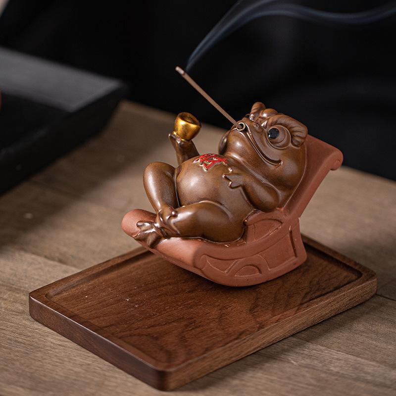 Golden Toad Tea Pet Decoration Attracting Wealth Toad Creative Tea Ceremony Accessories Tea Table Fragrance Insertion Decoration