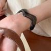 Европейско-американский омбре акриловый глянцевый браслет: Роскошная бижутерия высокого класса, с преувеличенным дизайном.