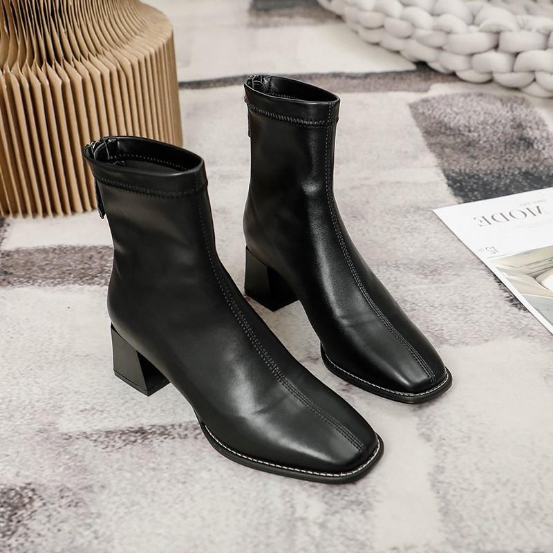 Коричневые массивные французские короткие ботинки для женщин, чтобы выглядеть стройнее. Новые бежевые ботильоны с квадратным носком и средней высоты каблуком C1349