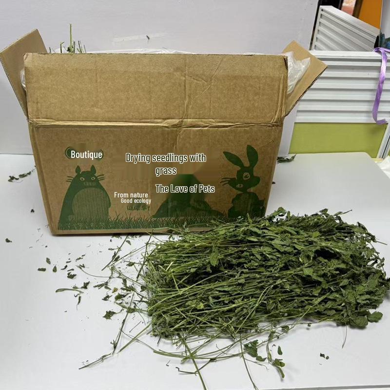 1000g Pack: Alfalfa Hay for Young Rabbits, Chinchillas & Guinea Pigs