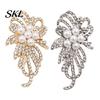 Rhinestone Brooch Faux Pearl Flower Brooch, Electroplating Alloy Lapel Pin for Elegant Women, Sweater Cardigan Coat Business Suit Decoration