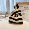 FASHION Women'S Knot Wrist Bag Handmade Knitted Bag Portable Mini Striped Tote Bucket Phone Bags Large Capacity Autumn Winter Handbags