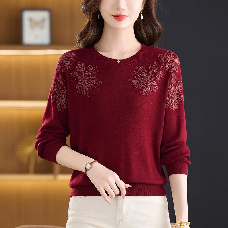 Благородные свитера больших размеров на весну и осень для женщин среднего и пожилого возраста - Новинка 2025 года, приталенная базовая рубашка, скрывающая живот