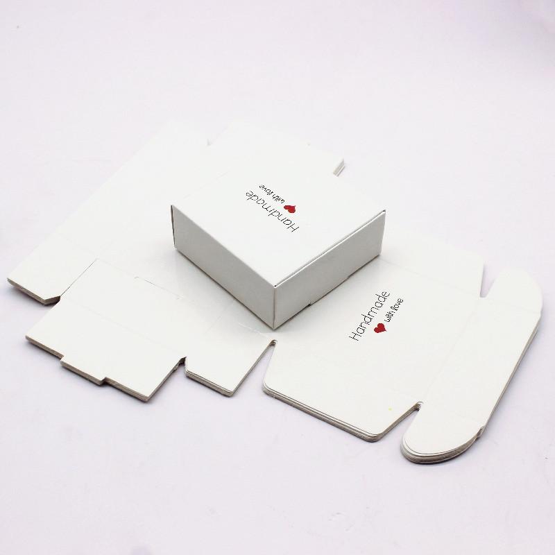 10 шт. бумажная подарочная упаковочная коробка 7,5x7,5x3 см белая самодельная рождественская коробка для украшения окна конфет свадебных сувениров ювелирных изделий для вечеринок