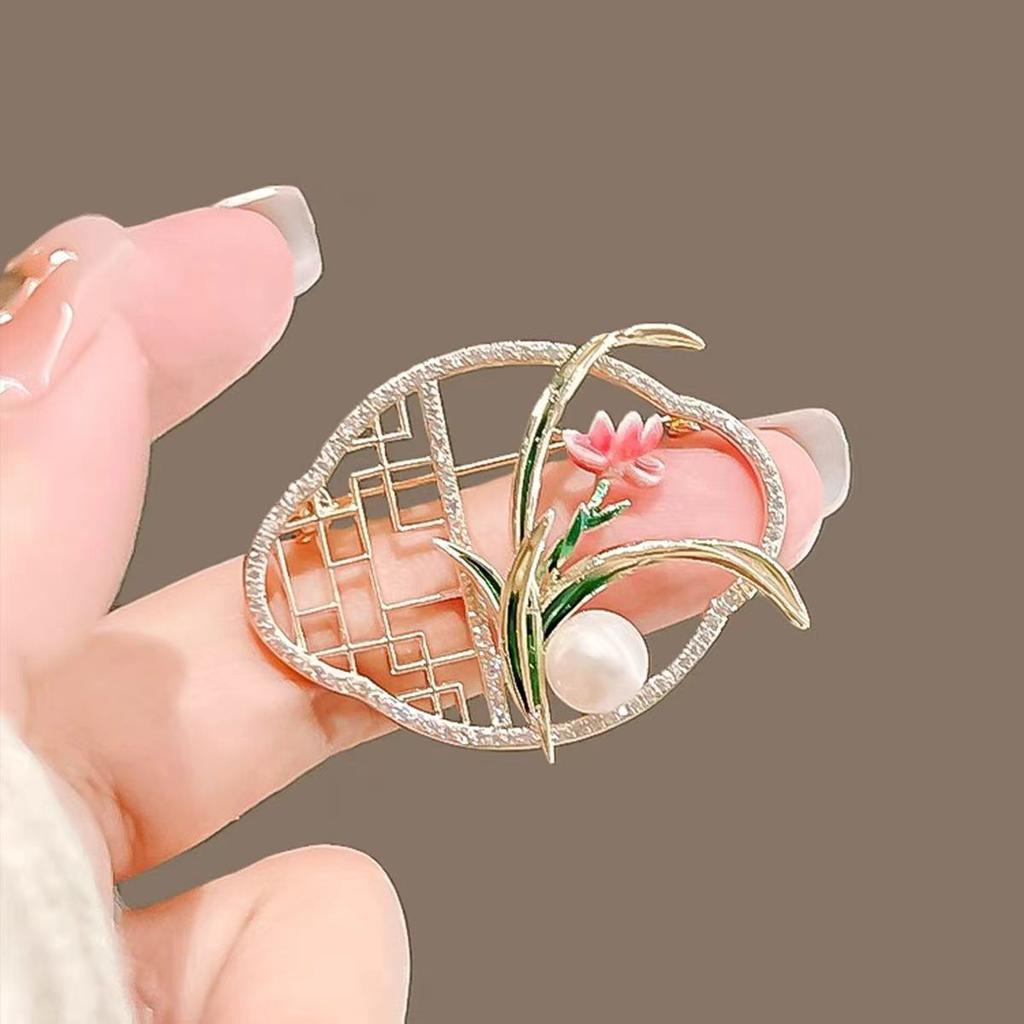 Антикварная брошь в виде орхидеи, женская, высокого класса, чувство высокого класса, жемчужный темперамент, брошь в национальном стиле, нишевая булавка, антикварные аксессуары для чонсама