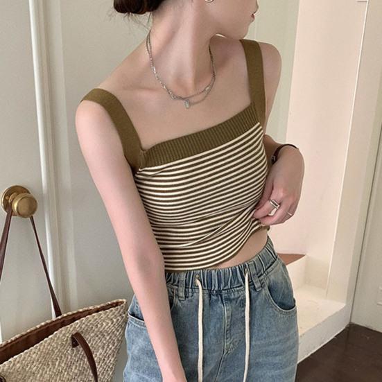 Вязаный жилет в полоску в стиле ретро с квадратным воротником и широкими плечами без рукавов