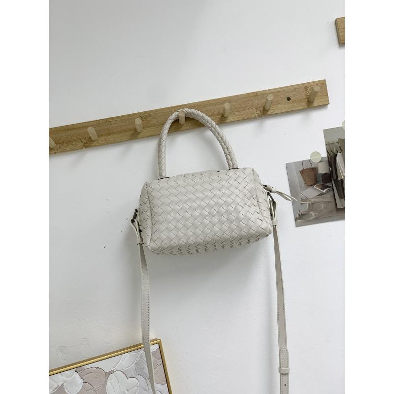 Новая плетеная сумка для женщин, нишевая, высокого класса, винно-красная, ручная, на одно плечо, маленькая квадратная сумка-подушка для камеры