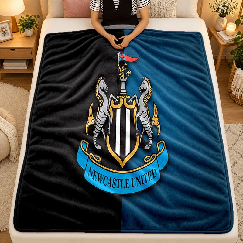 Flannel BlanketNewcastle United Football Warm Soft Throw Blanket for Indoor Sofa Bed Living Room Use