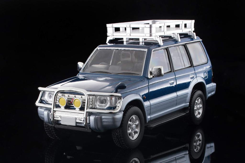 Tomica Limited Vintage Neo 1/64 Scale LV-N206a Mitsubishi Pajero Mid-Roof Wide VR with Optional Parts, 1994 Model, Blue/Silver, Finished