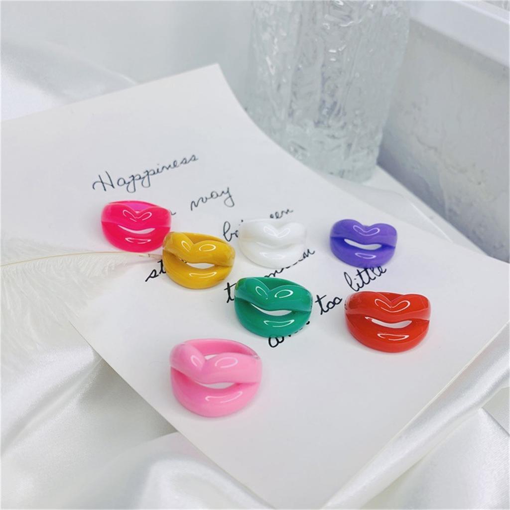 1Pc Fashion Fun Punk Exaggeration Colorful Lip Shape Hollow Resin Finger Rings Funny Mouth Acrylic Ring Hiphop Party Jewelry