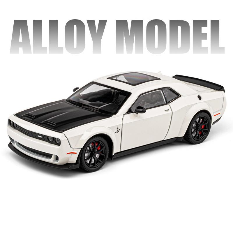 1:32 Dodge Challenger Srt Redeye Hellcat Красный Металлический Модель Мускул-кара Литье под давлением Металлический Спортивный автомобиль Модель Транспортные средства Звук Свет Детская игрушка Подарок