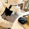 Роскошное платье для маленьких собак Летняя одежда для щенков Бант Кружево Юбка для питомца Черно-белая футболка для собаки Костюм для девочки-собаки Чихуахуа Жилет