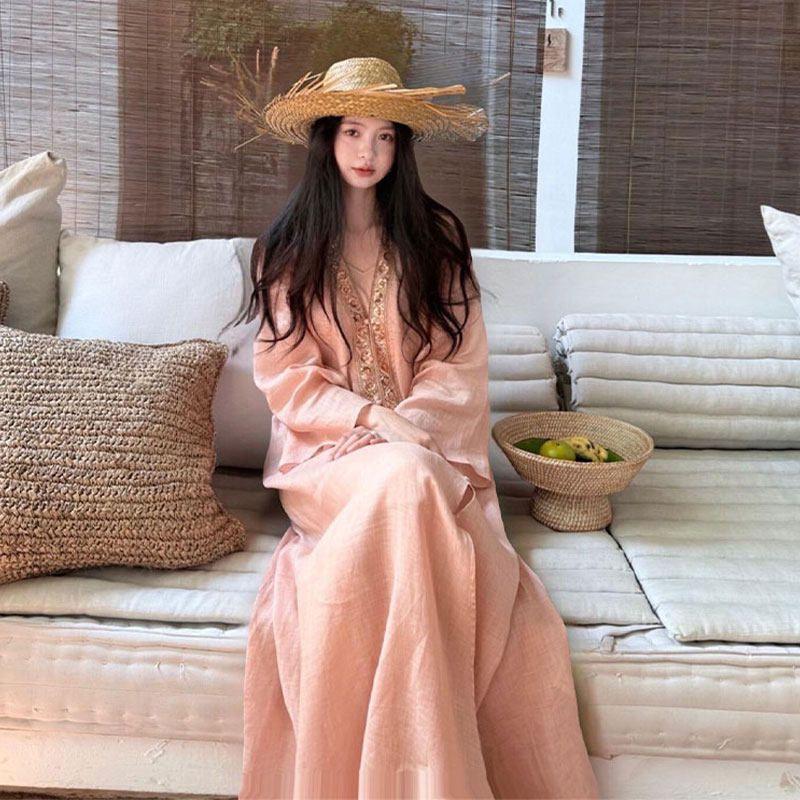 This Year's Trendy, Beautiful, and Unique Vacation-Style Loose-Fitting, High-End, and Elegant Dresses for Women, New Summer 2026 Collection