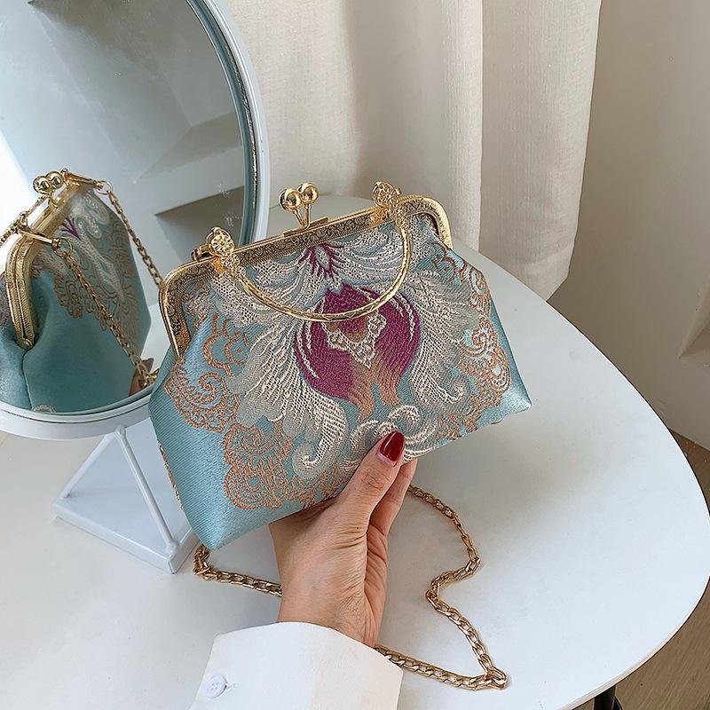 Fashion Silk Bag Tote Shoulder Crossbody Chain Women Handbag Embroidery Chinese Cheongsam Female   Bags Clutch Purse