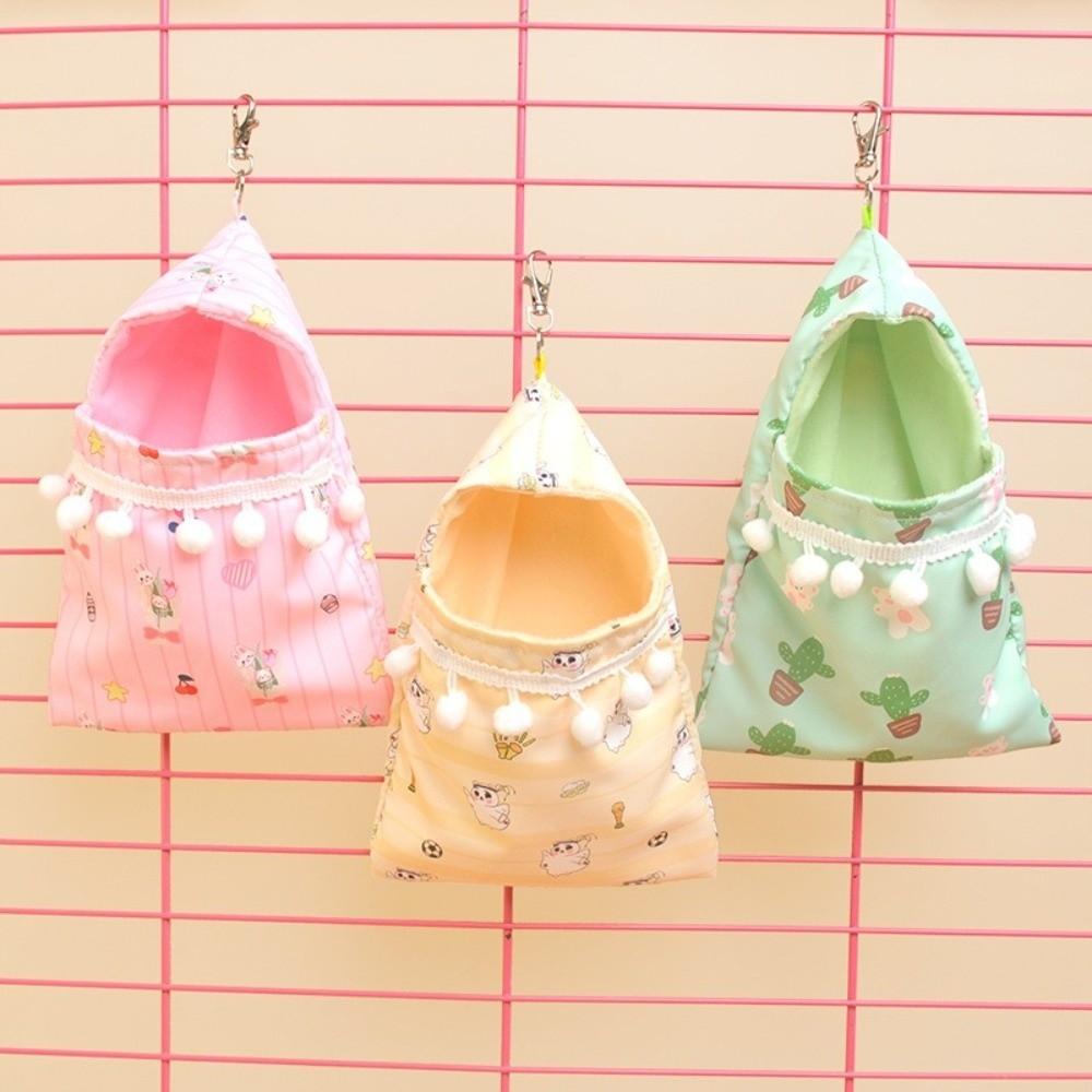 Breathable Sugar Glider Hanging Nest Triangular Small Pet Bed Cute Guinea Pig Nest Small Pet