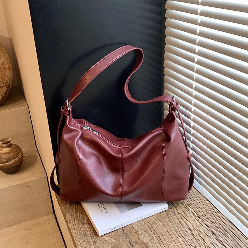 Сумка кроссбоди женская сумка 2025 новая осенне-зимняя сумка женская ретро рабочая сумка-тоут для通勤 большая вместительная сумка на плечо