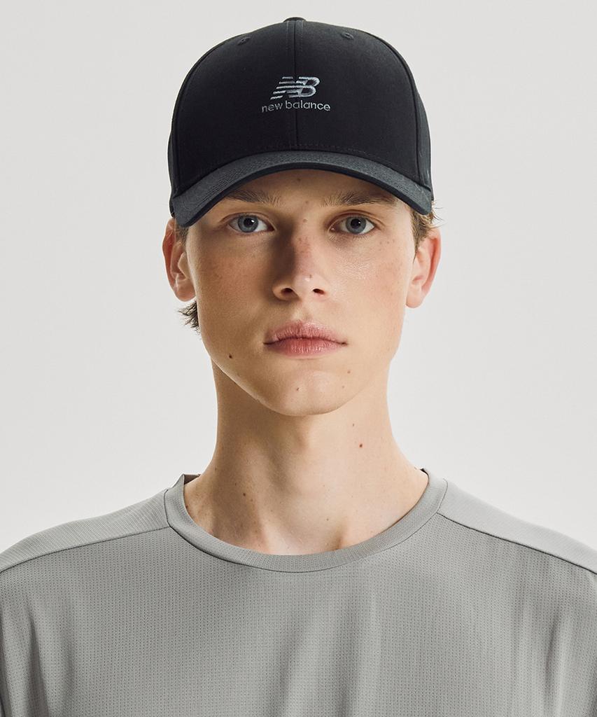Кепка-бейсболка New Balance Nbgdgf1101 / Структурированная бейсболка с логотипом (черный)