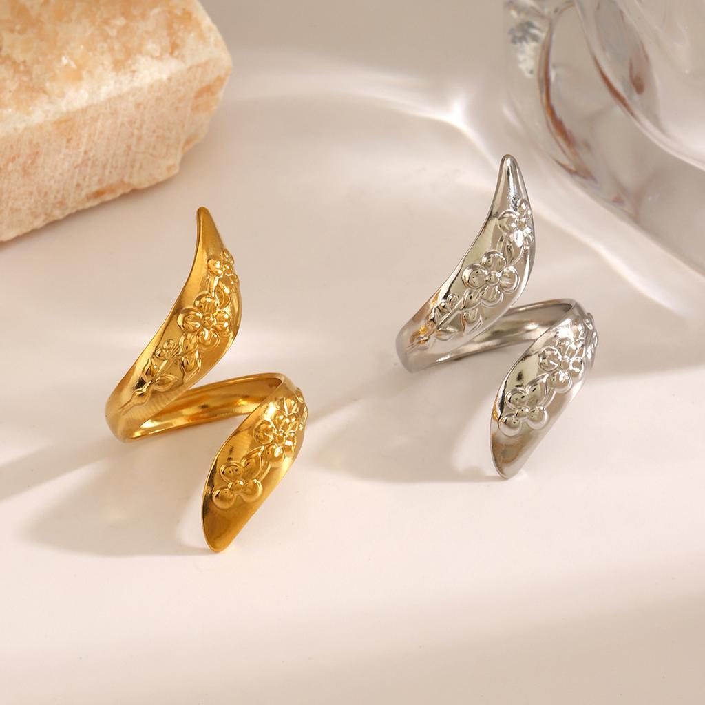 Vintage Gold-Plated Flower Ring Designer Zircon Stainless Steel Minimalist Floral Rings Wholesale Products