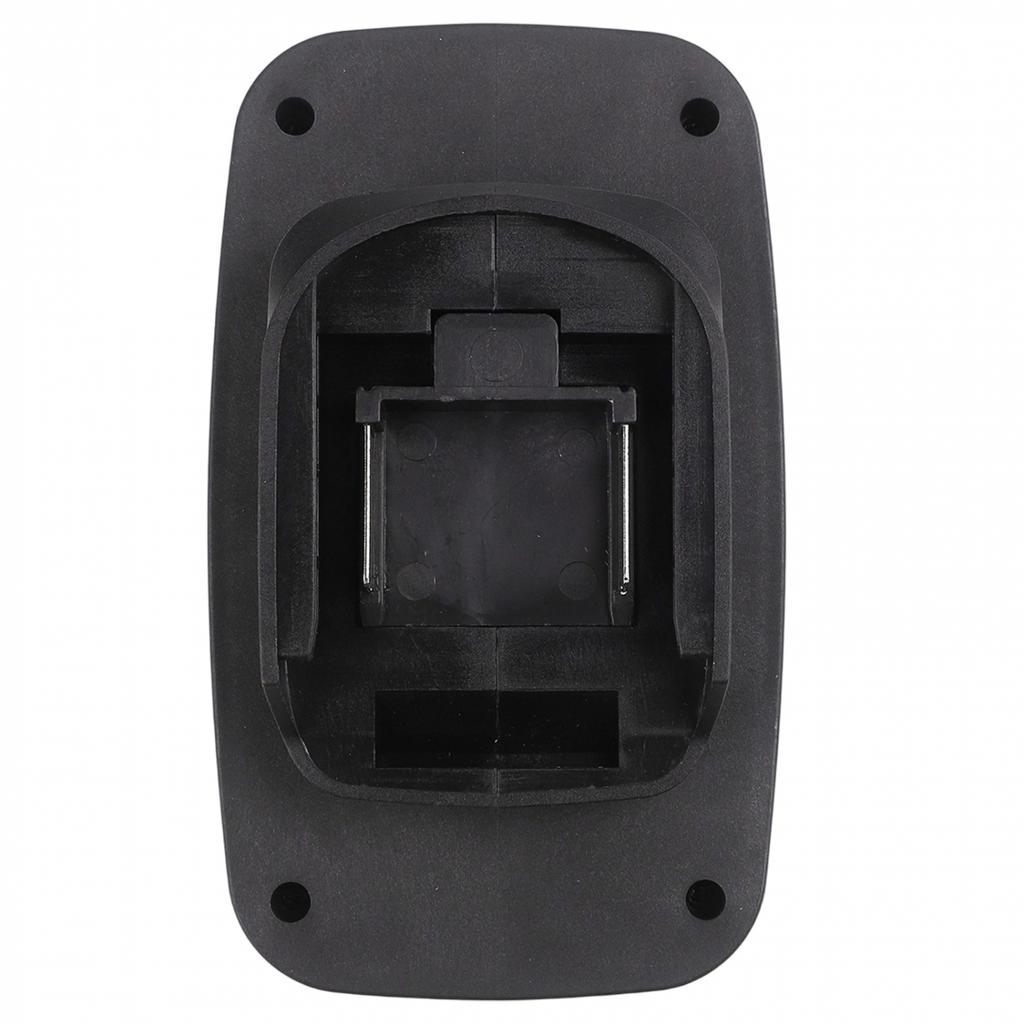 Эффективный инвертор-преобразователь батареи плавно преобразует мощность постоянного тока для использования