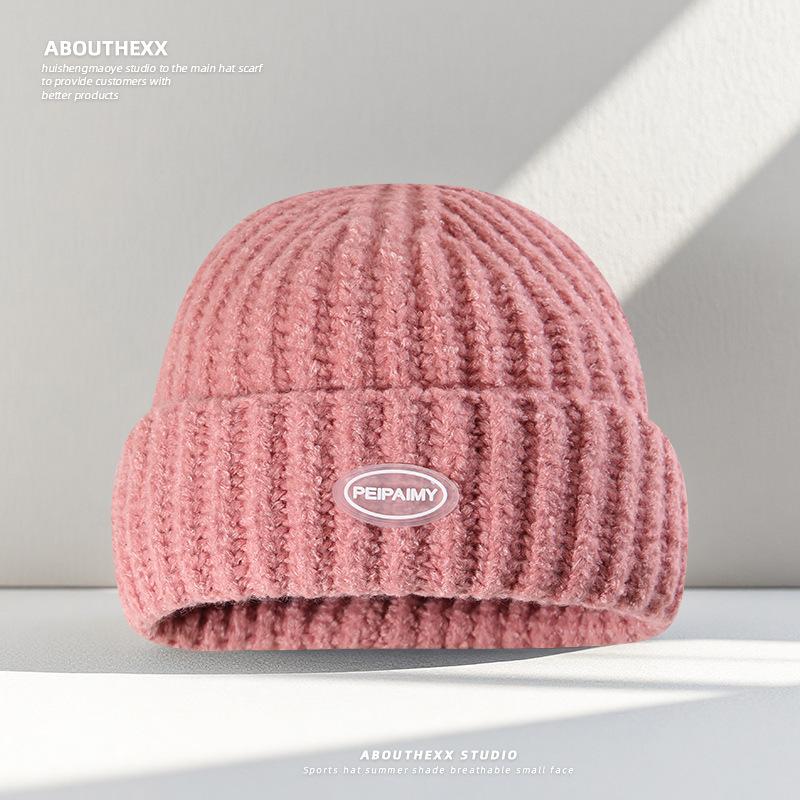 Glue Label Letter Knitted Hat Student Couple Big Head Circumference Showing Face Small Pullover Hat Men Cold Hat