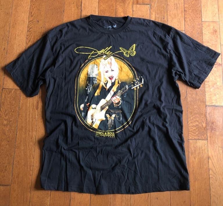 Vintage Dolly Parton TShirt Country Music Legend Graphic Tee PA9145