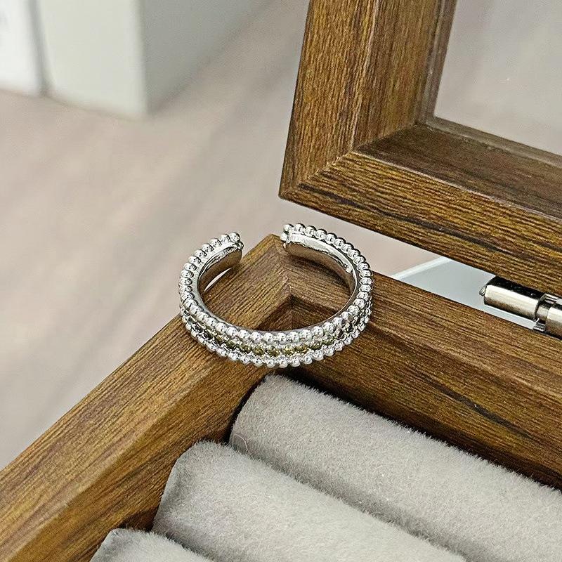 Изысканное Супер Вспышка Ряд Бриллиантов Zir*****Pen Кольцо-Подсветка Роскошная Нишевая Высокий Уровень Моды Кольцо на Указательный Палец для Поездок Персонализированное Кольцо