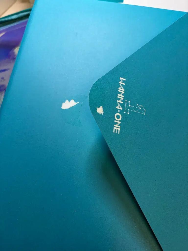 No returns) Wanna One Summer Package Park Ji Hoon Used