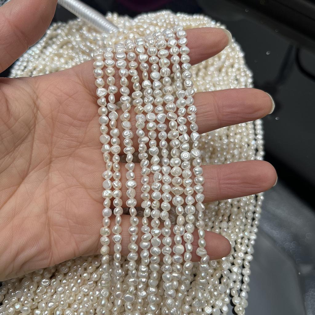 1String Mini White Natural Shell Mother of Pearl Beads, Boho Double-Sided Light Beads, 3-4mm, for DIY Jewelry Making, Perfect Love Wedding Craft, 36cm