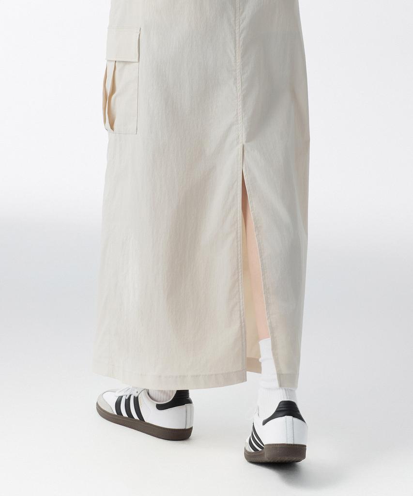 Musinsa Standard Woman Women'S Cargo Maxi Skirt [Cream]