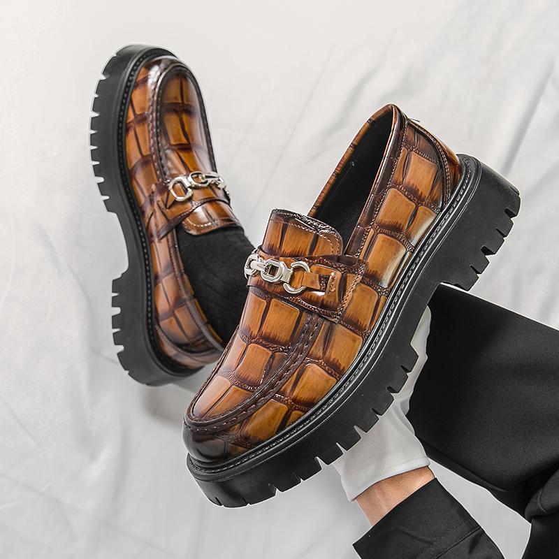 Модные Новые Роскошные Бренд Корейская Версия Лоферы на Толстой Подошве Повседневные Высокого Качества Слипоны Британская Мода Глянцевая Металлическая Отделка Мужская Обувь