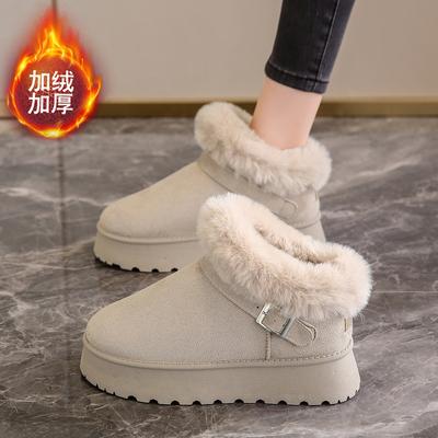 Европейские и американские зимние ботинки на толстой подошве для женщин на зиму 2024 года, крупная металлическая пряжка, плюшевая поверхность, для маленьких мужчин, северо-восточная ко