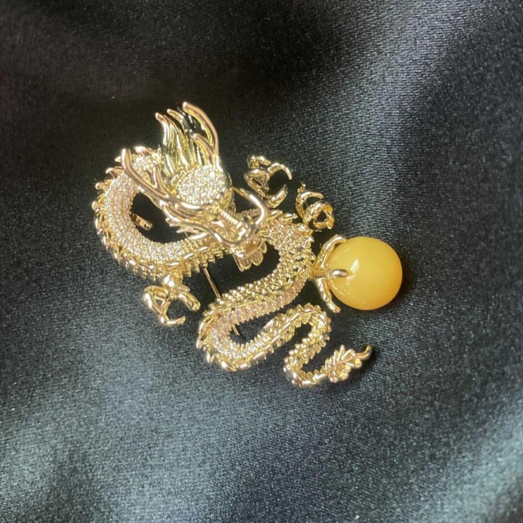 Легкая роскошная брошь высокого класса в форме дракона со знаком зодиака для мужского костюма, брошь для женского пальто