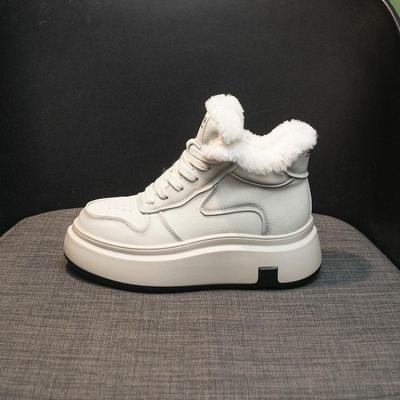 Женская обувь – Кроссовки