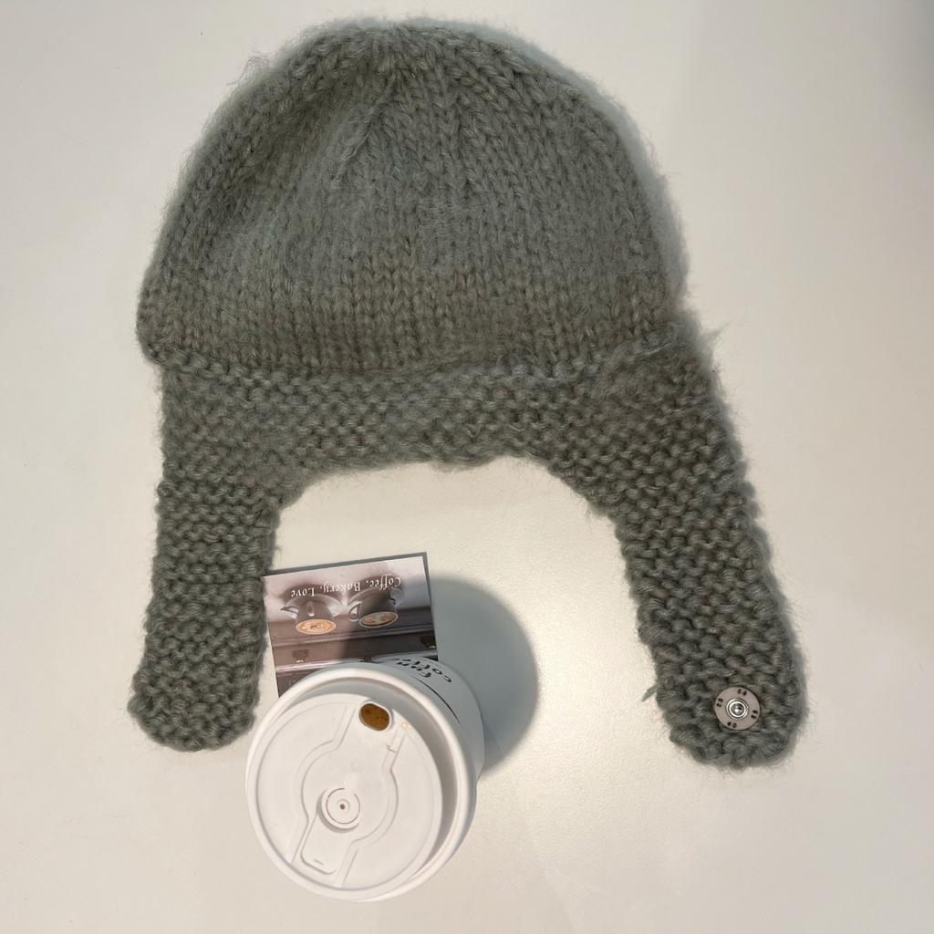 Korean Version of Knitted Flying Hat for Women Showing Their Faces Small Warm Ear Protection Wool Hats Autumn and Winter Lei Feng Hat Trend