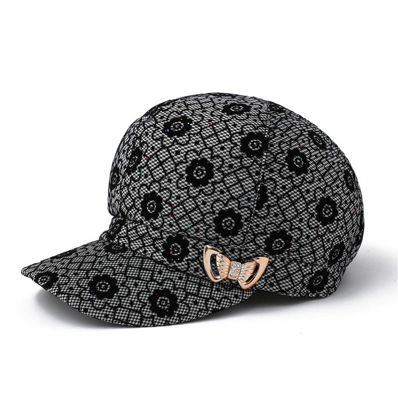 In The Elderly Ladies Baseball Hat Spring Season Mom Cap Thin Fashion Hat Summer Grandma Visor