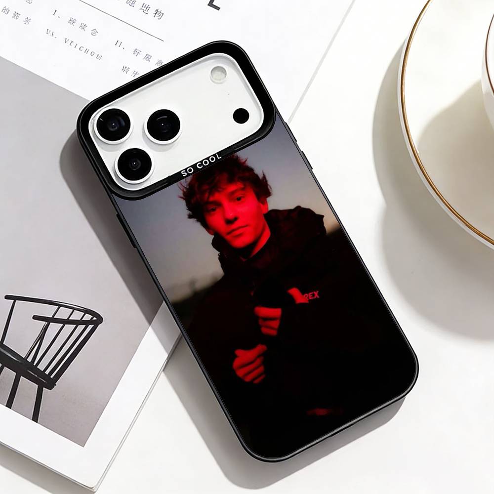 Гонки Thrill Star K-Kimi Antonelli Чехол для телефона для iPhone17,16,15,14,13,12,Pro Max Черного цвета Посеребренная внутренняя крышка