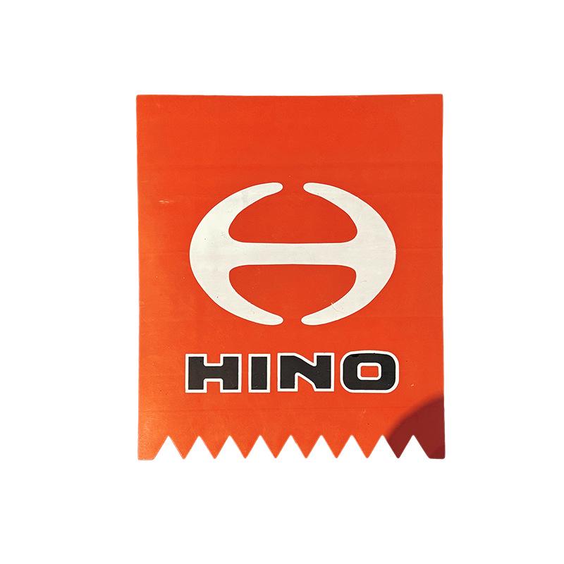 Красные индивидуальные брызговики для грузовиков Hino и полуприцепов: Различные модели для трансграничной торговли.