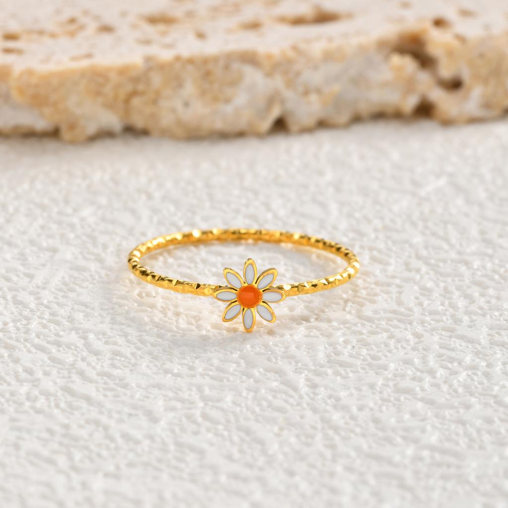 Daisy Flower Enamel Ring for Women, 316L Stainless Steel Faceted Band, Handmade 3D Design Waterproof Boho Jewelry