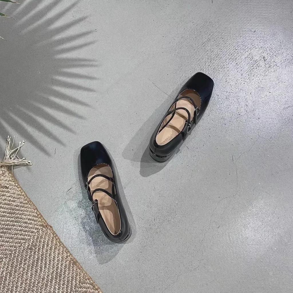 2024 Весна Туфли Мэри Джейн Кожаные с пряжкой на толстом каблуке, с неглубоким вырезом, с круглым носком, женские туфли с низким верхом