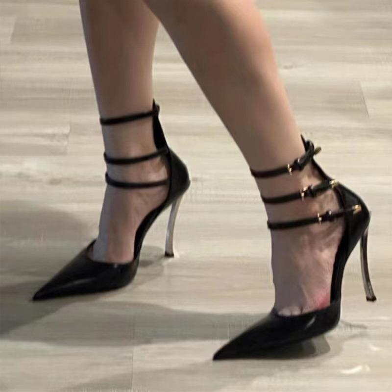 Модные туфли на высоком каблуке Весна Новые Остроносые С мелким вырезом Пустые Однословная пряжка Металлический каблук Черные Одиночные туфли