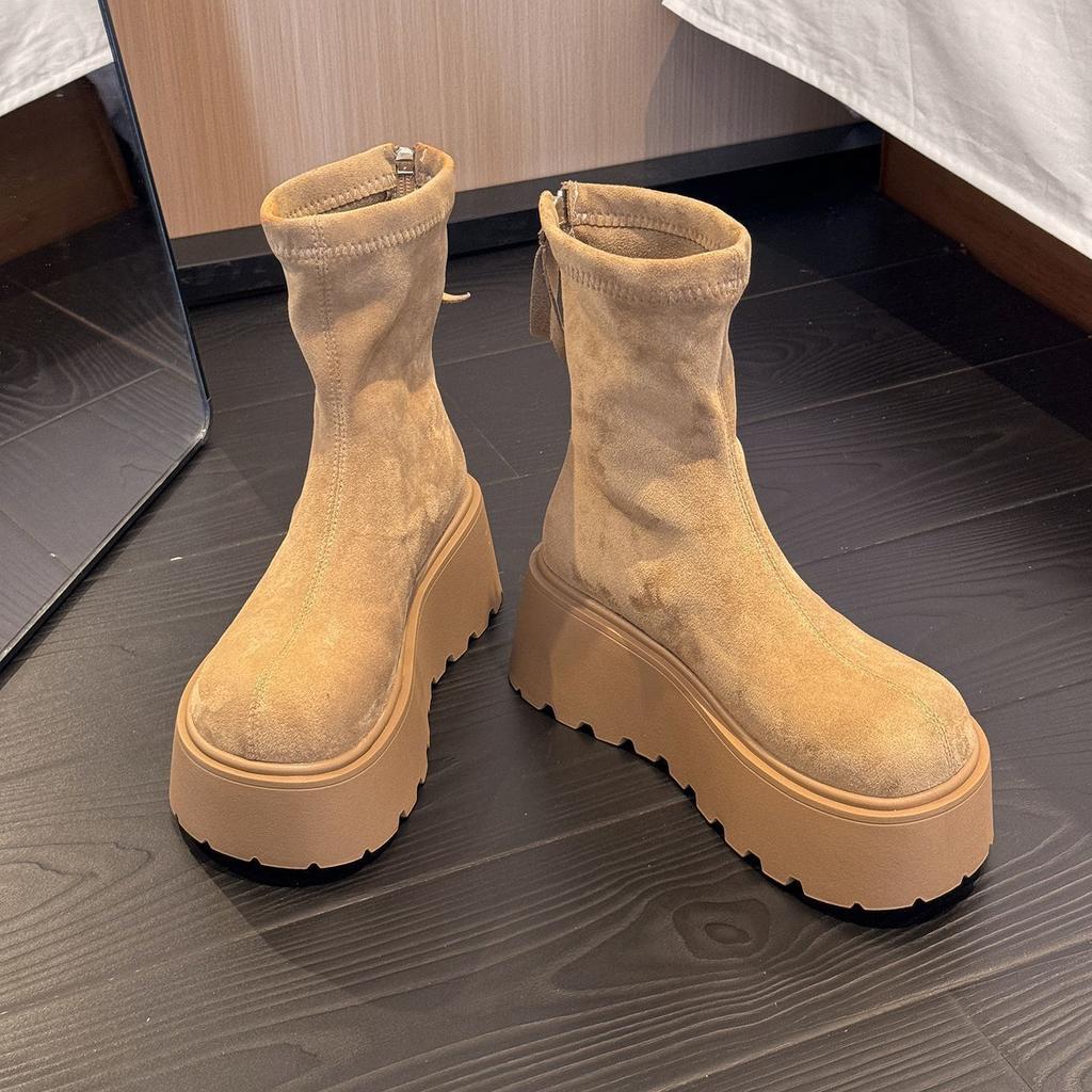 Super Fire Thick-soled Heightening Fashionable Versatile Martin Boots Women's 2025 New Autumn and Winter Small Muffin Medium Boots