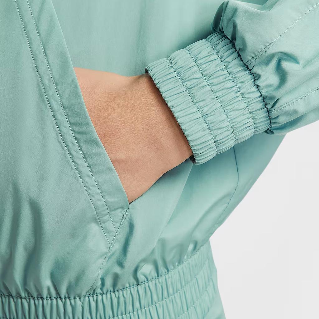 Nike Sportswear Classic Woven Fashion Versatile Skin-Friendly Loose Hooded Jacket Women Jackets FV6299-017