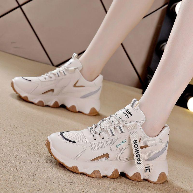 Trendy Women's Shoes New Fashion Breathable Mesh Thick Sole Heightening Pedicure Sports and Leisure Shoes