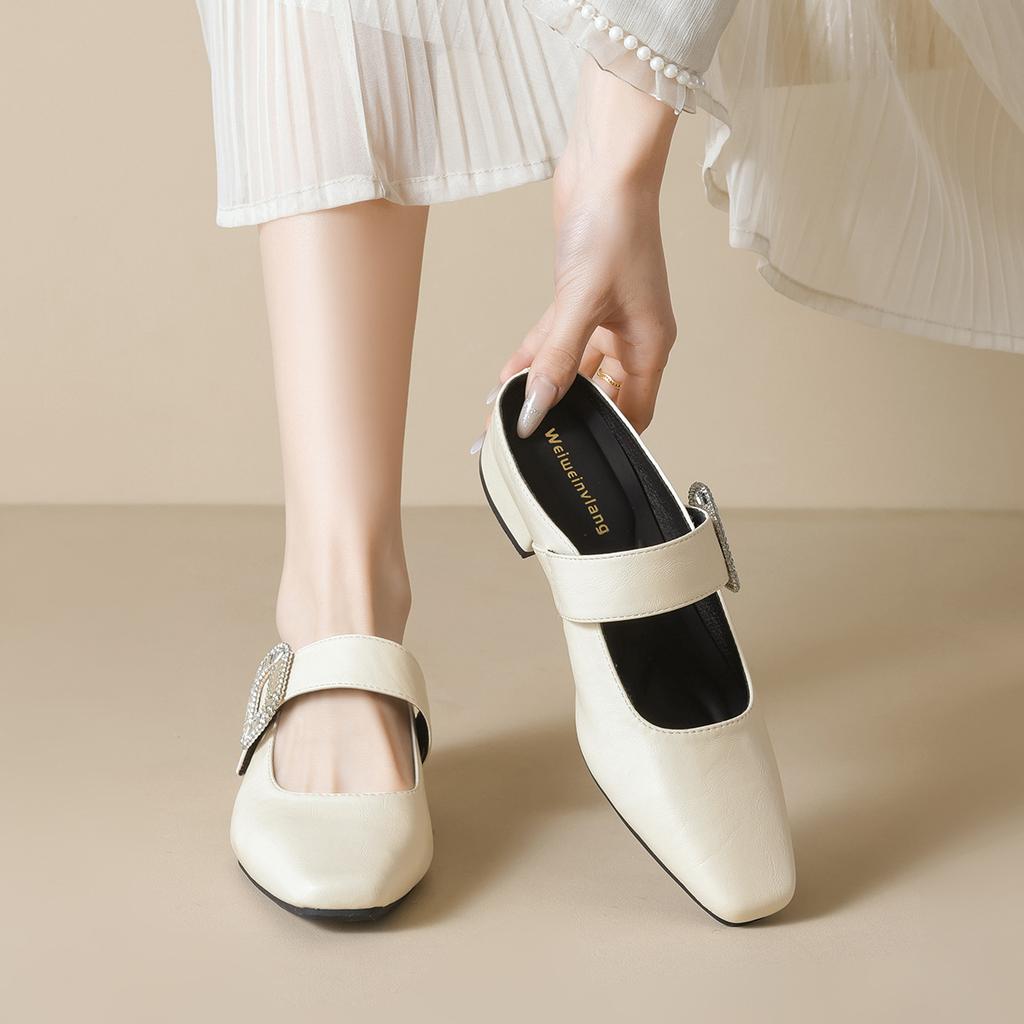 Летом 2025 года новые французские туфли Мэри Джейн с квадратным носком и стразами класса люкс, на платформе с внутренней высотой подъема и полуоткрытой пяткой