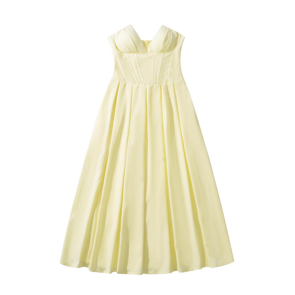 Платье в европейском и американском стиле с V-образным вырезом и открытой спиной — летний стиль 2024 года в стиле французской горячей девушки с талией «рыбьей костью» и плиссированной длинной юбкой